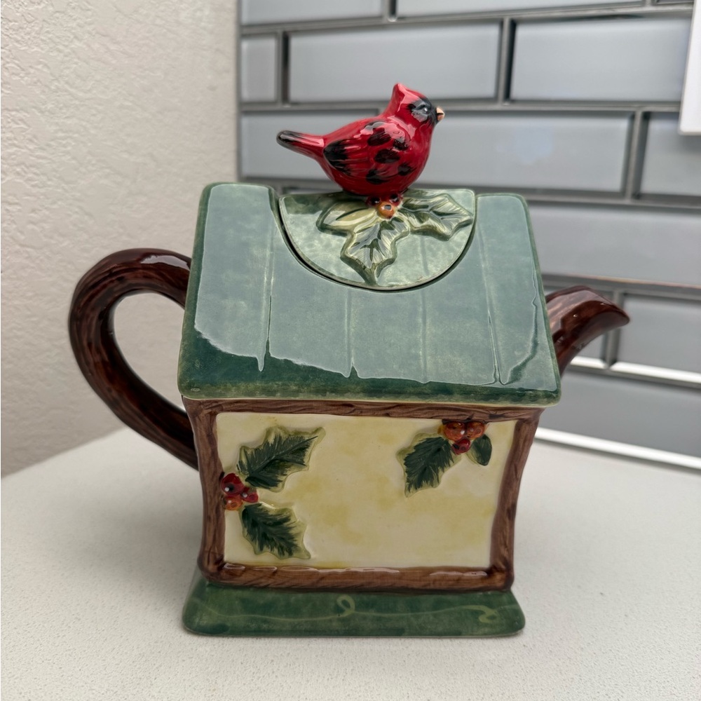 Susan Winget Winter Wonder Red Cardinal Birdhouse Teapot Ceramic - Picture 5 of 15